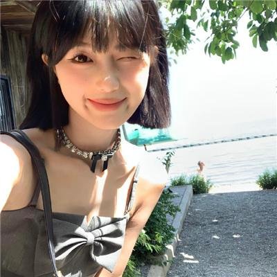 我们开始当空服员